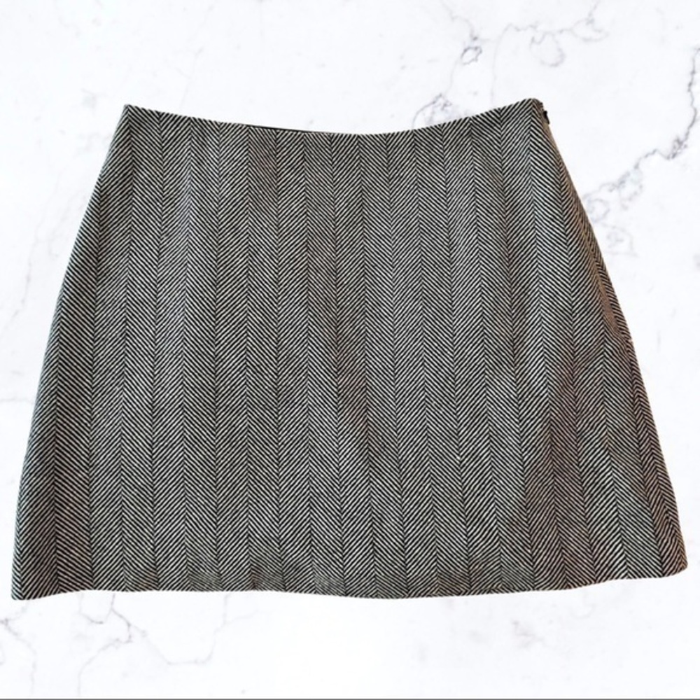 the limited skirt size 10